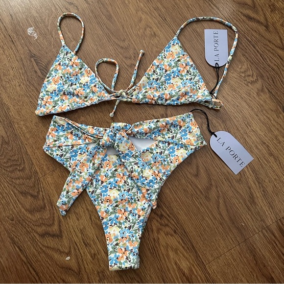 La Porte Floral Bikini Set Blue Orange Medium NWT sexy high cut swimwear - Picture 1 of 5